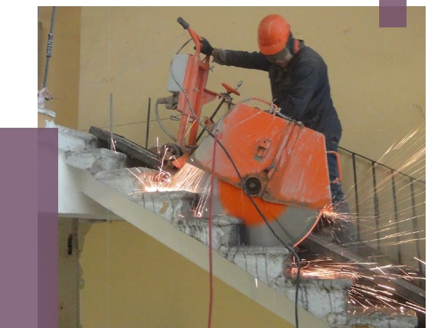 Демонтаж бетонных лестниц в Миассе от 4577 руб. за м2 | ПРОЛЁТ-Мсс