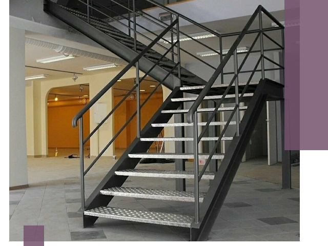 Лестницы для офиса в Миассе: изготовление, монтаж, демонтаж