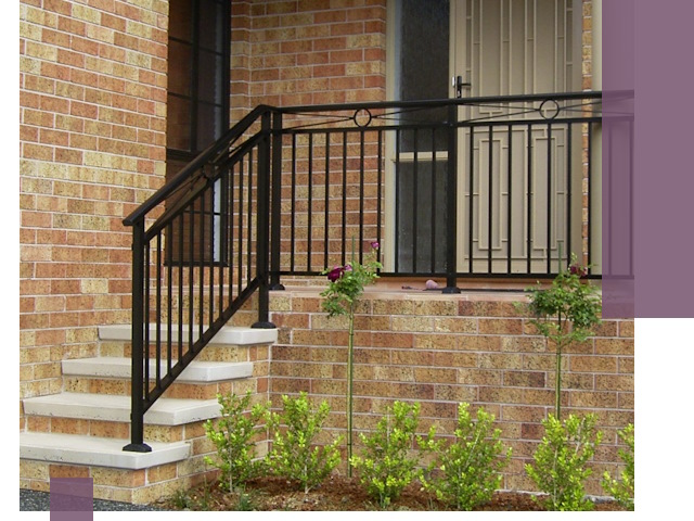 Уличные перила из металла под ключ в Миассе