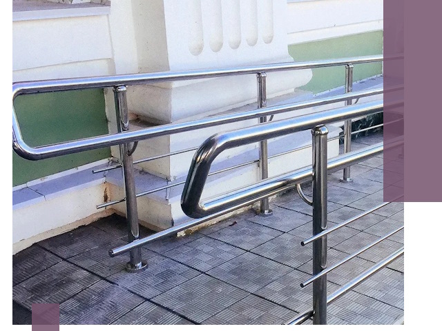 Ограждения пандусов из металла и нержавейки в Миассе