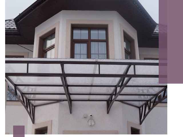 Козырьки из поликарбоната под ключ в Миассе