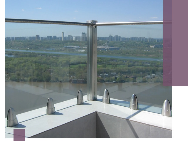 Стеклянные парапеты премиум класса в Миассе для домов и бизнесов